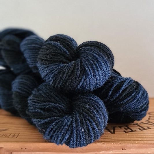 NIGHT SKY - Varma 3-ply yarn