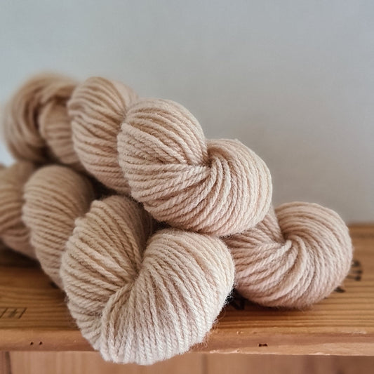 BEIGE - Varma 3-ply yarn