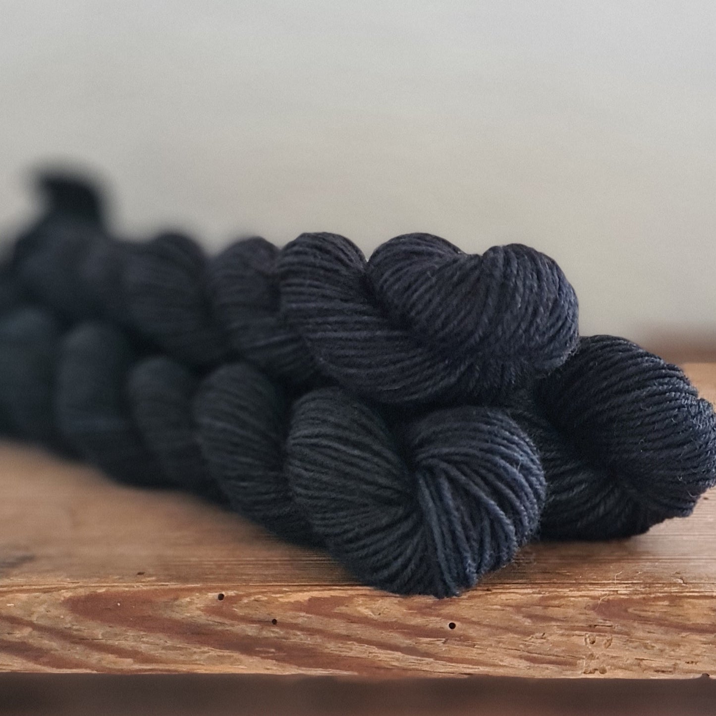 NIGHT SKY - Varma 2-ply yarn - Mini